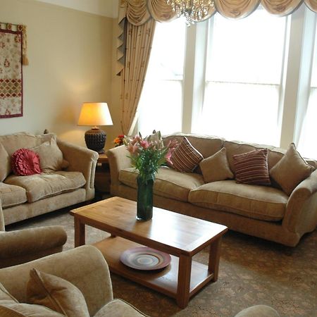 The Bebington Bed & Breakfast Eksteriør bilde