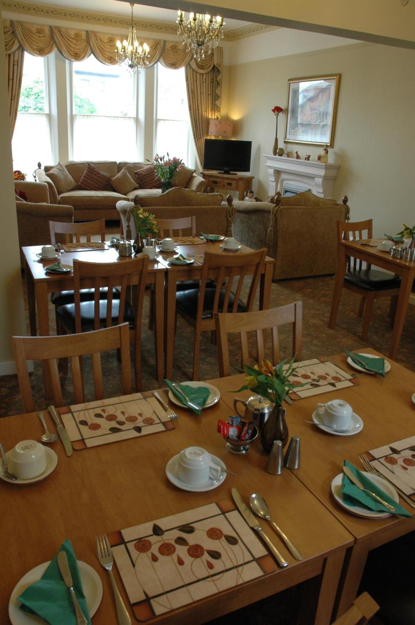 The Bebington Bed & Breakfast Eksteriør bilde